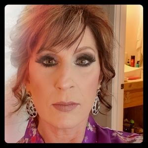 Meet your Posher, Janice